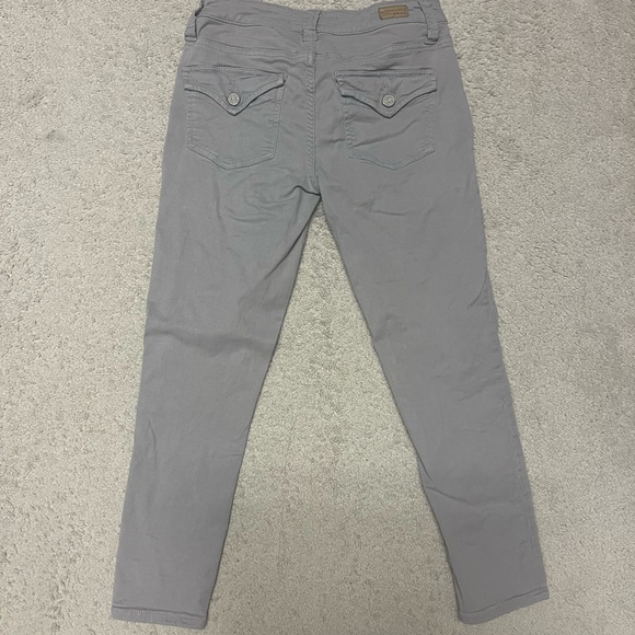 Joie cropped corduroy skinny pants in light grey. - Picture 2 of 4